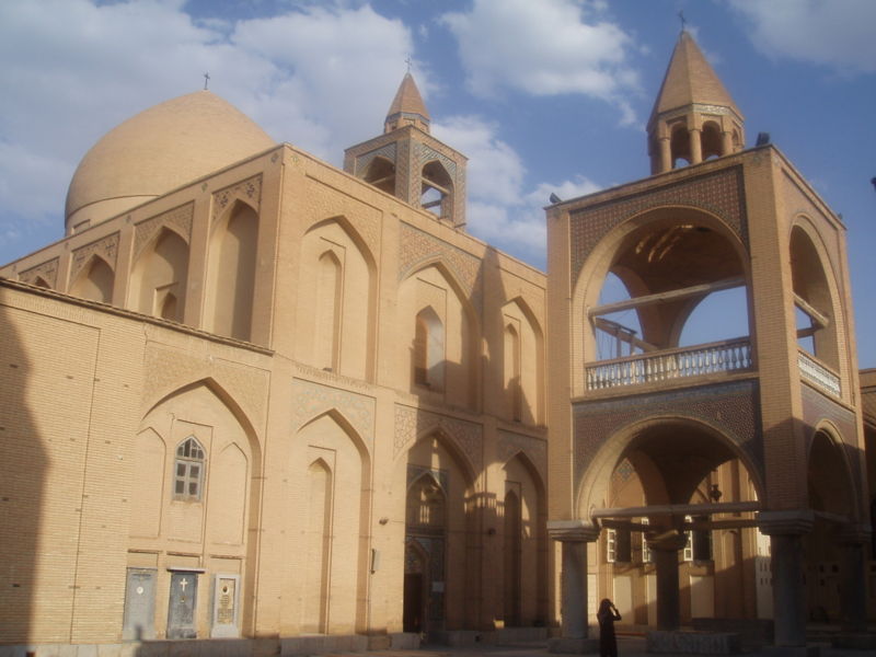 Persian masons, together with Armenian craftsmen, built the new settlement. Persian masons, together with Armenian craftsmen, built the new settlement.